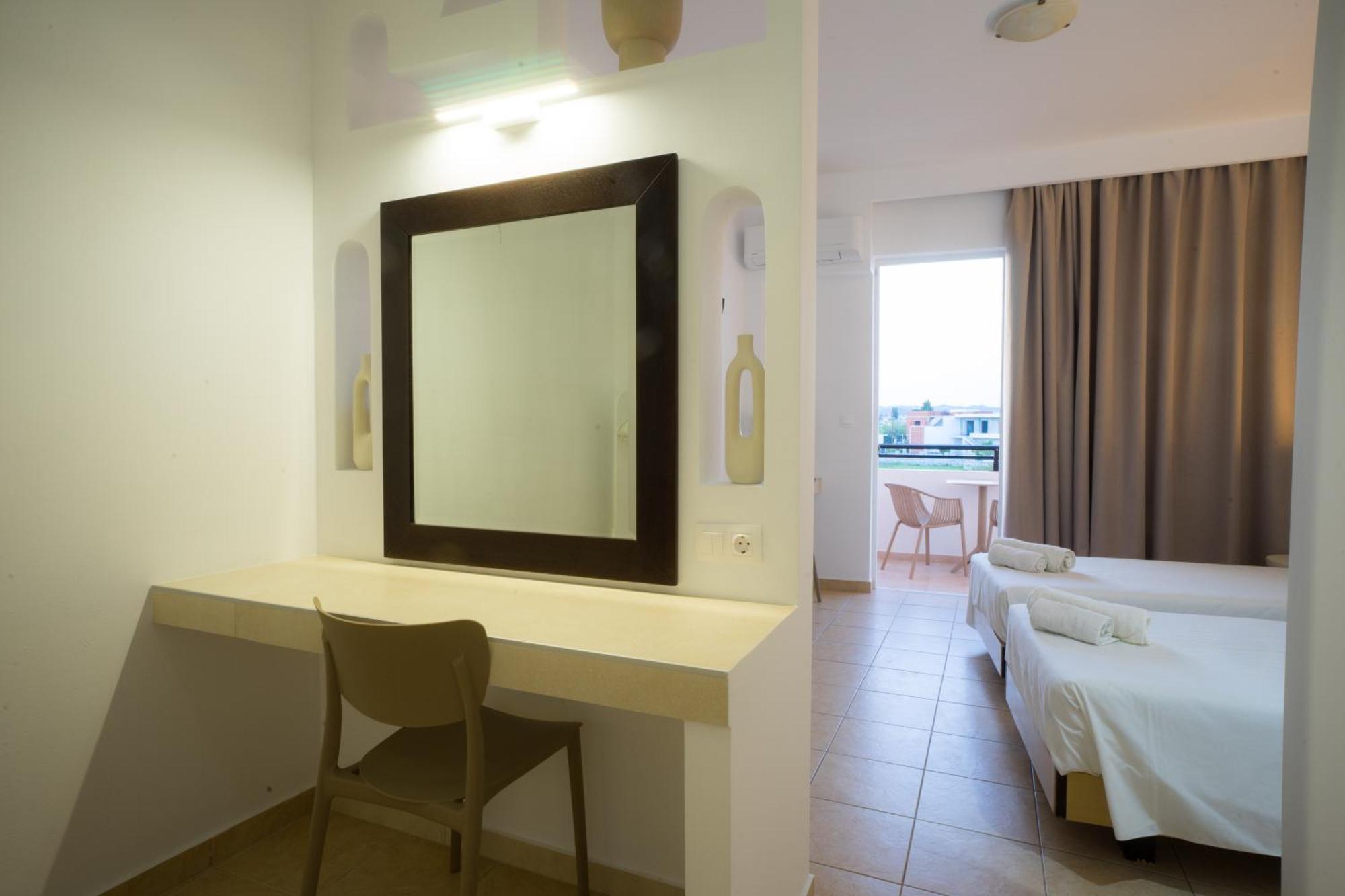 Diamond Apartments Faliraki Buitenkant foto